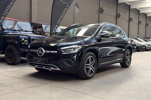 MERCEDES-BENZ GLA 180 d Automatic Business Extra