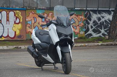 Yamaha X-Max 300 Abs TUO A 100EURO AL MESE