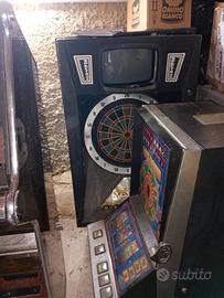 cabinato freccette slot machine 