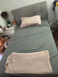 Letto una piazza e mezza con materasso