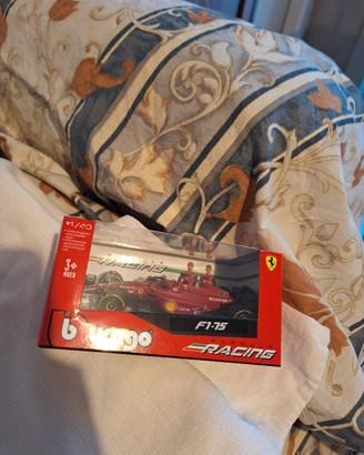 Burago Racing  F1- 75- FERRARI
