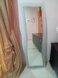 specchio da parete a onda 