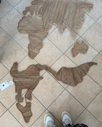 Decorazione da muro mappamondo in juta e metallo