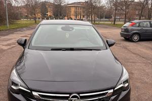 Opel Astra neopatentati