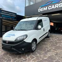 Fiat doblo porta lterale