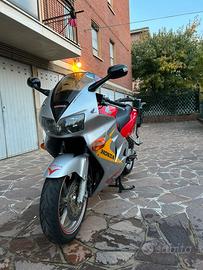 HONDA VFR 800 50th ANNIVERSARY (prezzo trattabile)