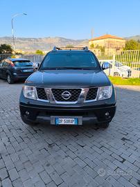 NISSAN NAVARA D40