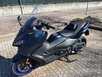 Tmax 560