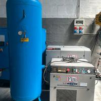 Compressore Fini a vite con serbatoio ed essiccato