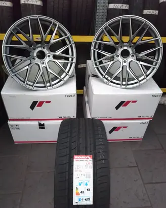 Cerchi Japan Racing JR 28 5x120 BMW e simili.
