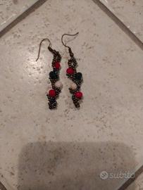 Orecchini pendenti fatti a mano