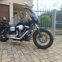 Harley Dyna street Bob 2011