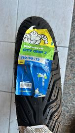 Gomma Michelin city grip 110/90/12 Nuova