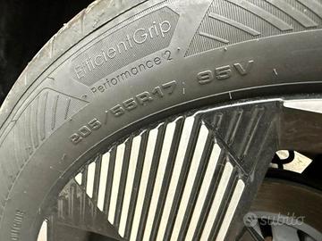 Gomme estive 205/55 R17 95V

