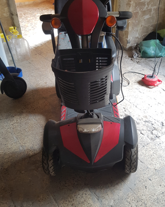 Scooter elettrico per anziani