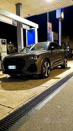 Audi Q3 Sportback S line edition 