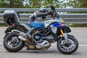 Multistrada 1200 s touring