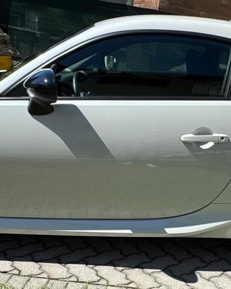 Toyota GR86 Premium Sport 2.4 cambio manuale