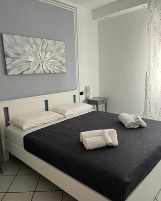 Sarzana centro bilocale arredato con parcheggio