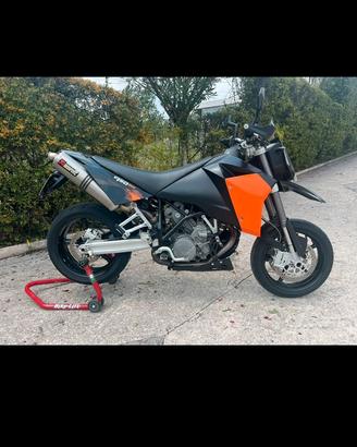 KTM 950 Supermoto 2009 - perfetta