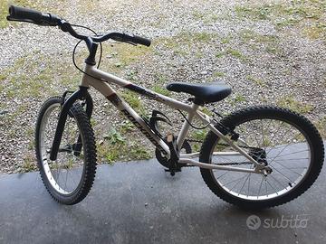 Mountain Bike Bambini Rockrider ST100 Sport Trail