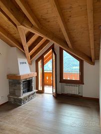 Mansarda bilocale, Monno, via Valtellina 4