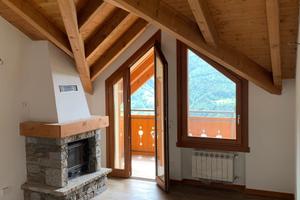 Mansarda bilocale, Monno, via Valtellina 4