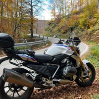 BMW R1250R
