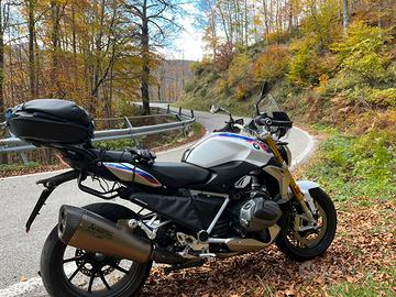 BMW R1250R