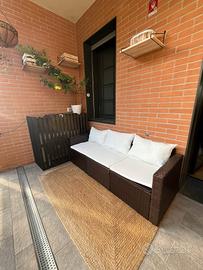 Divano da esterno 3 posti con cuscini