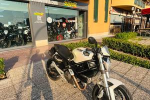 DUCATI Monster 696 TUTTO INCLUSO ANCHE PASSAGGIO