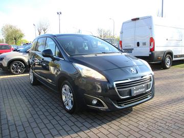 Peugeot 5008 5008 1.6 hdi 8v Business 115cv TETTO/