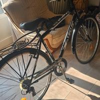 bici  atala 28  euro 75 