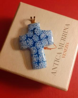 Ciondolo a croce in vetro di Murano