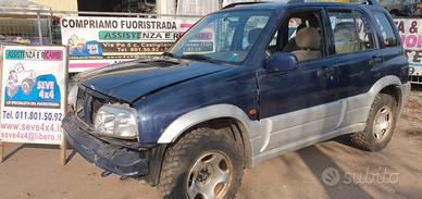 Suzuki Grand Vitara 2001- per ricambi