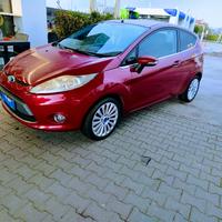 Ford Fiesta GPL Titanium neopatentati ok 