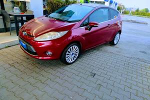 Ford Fiesta GPL Titanium neopatentati ok 
