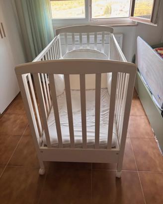 Lettino con spondine