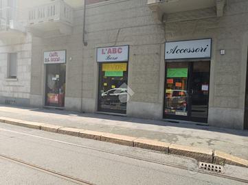 NEGOZIO A TORINO