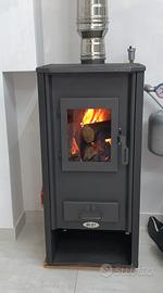 Termostufa a legna 20kw per collegare Termosifoni 