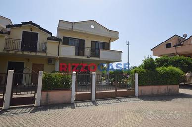 Villa a schiera - Villapiana