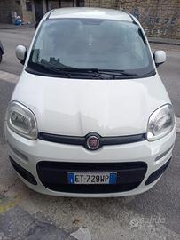 Auto  nuova
