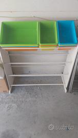 scaffale giochi bambini