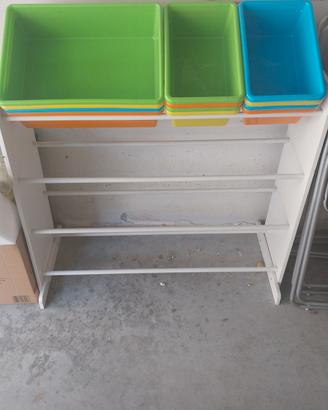 scaffale giochi bambini