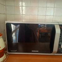 Microonde Samsung  a cottura ventilata 