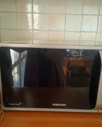 Microonde Samsung  a cottura ventilata 
