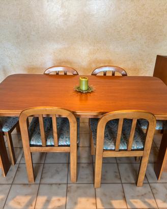 Tavolo in legno 169×84 con 6 sedie
