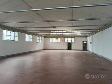 Immobile di 250 m² a Quarrata