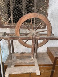 Antico Telaio in legno