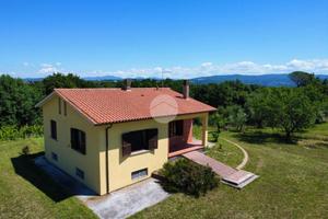 CASA INDIPENDENTE A OTRICOLI